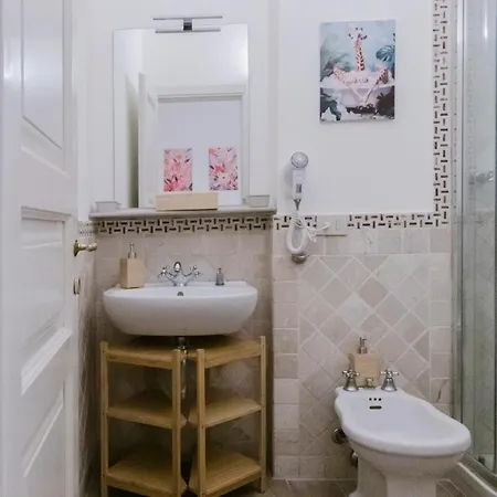 La Corte Di Lisa Piza