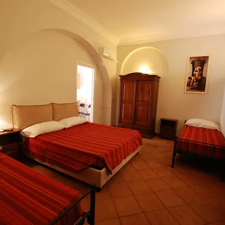 La Corte Di Lisa - Self Check-in 4* Pisa