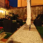 La Corte Di Lisa Pisa