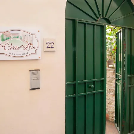 La Corte Di Lisa - Self Check In 4*